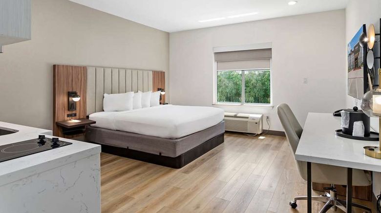 <b>Hawthorn Suites by Wyndham Port Arthur Room</b>. Images powered by <a href="https://iceportal.shijigroup.com/" title="IcePortal" target="_blank">IcePortal</a>.