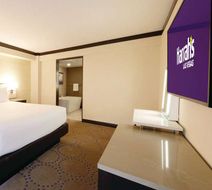 Harrah's Las Vegas Hotel & Casino Room