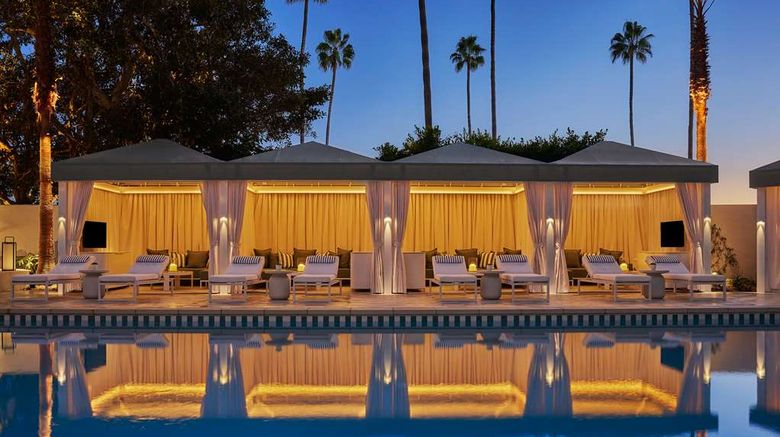 <b>Pendry Newport Beach Pool</b>. Images powered by <a href="https://iceportal.shijigroup.com/" title="IcePortal" target="_blank">IcePortal</a>.