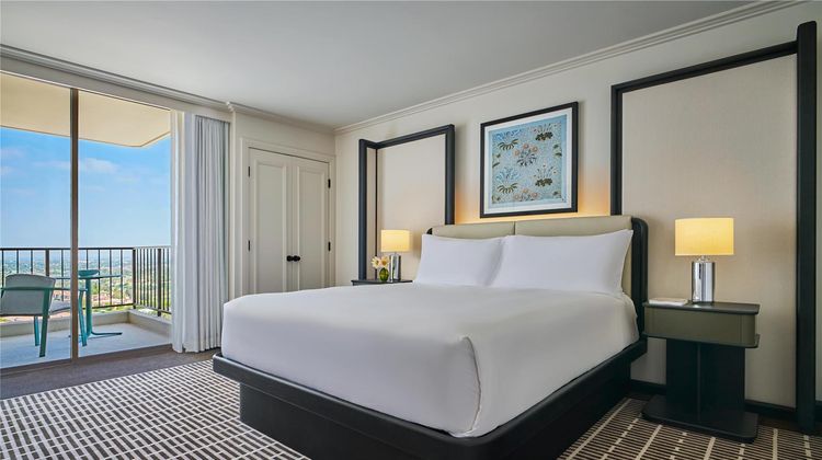 Pendry Newport Beach Room