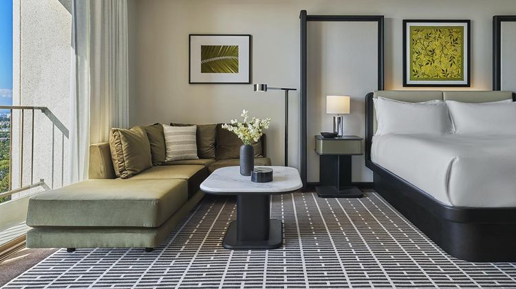 Pendry Newport Beach Room