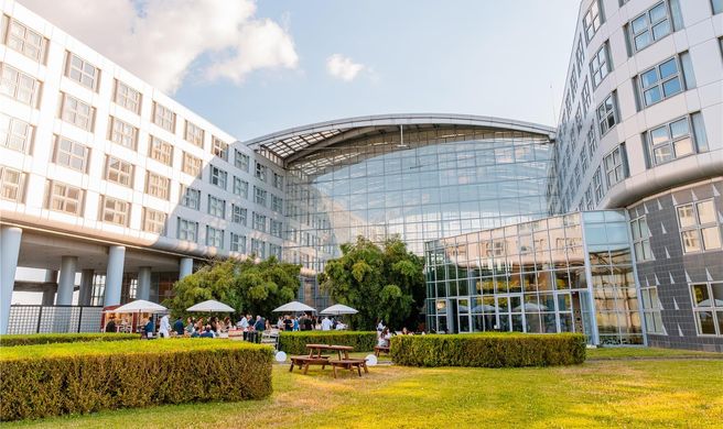 Atrium Hotel & Conference Ctr by Penta Exterior