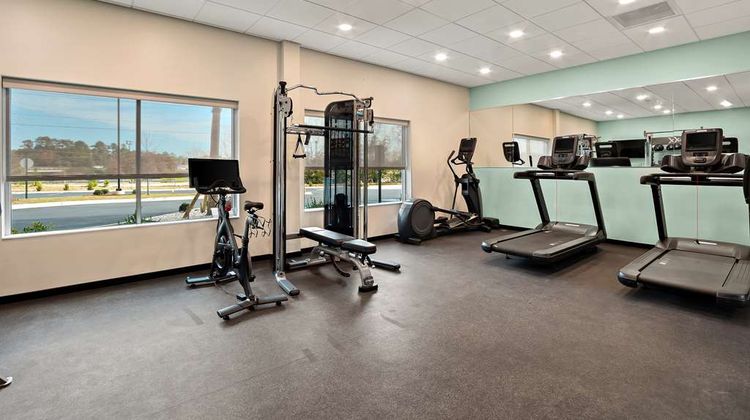 Tru by Hilton Santee Health