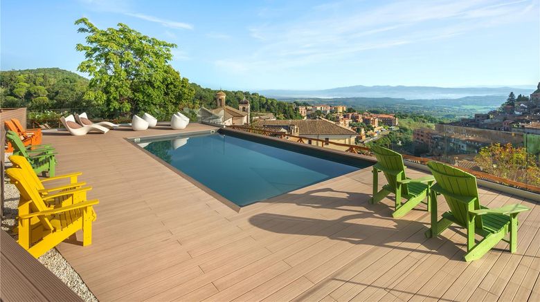 <b>Palazzo Catalani Pool</b>. Images powered by <a href="https://iceportal.shijigroup.com/" title="IcePortal" target="_blank">IcePortal</a>.