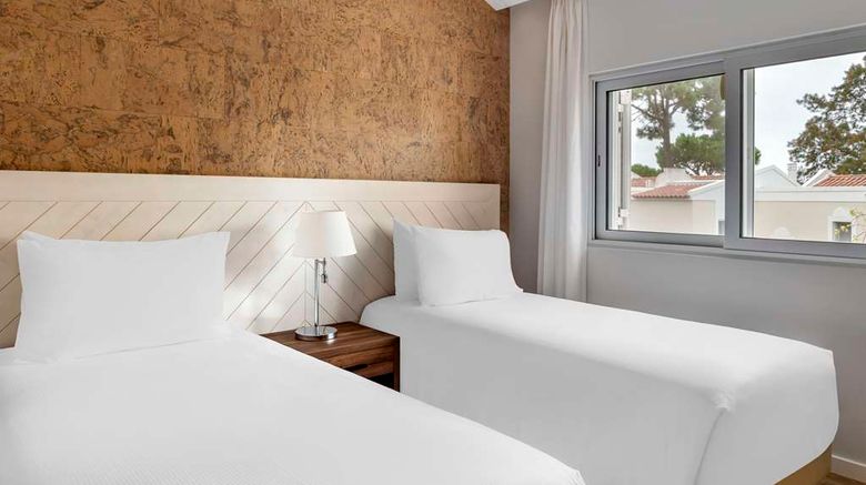 <b>Vilar do Golf Room</b>. Images powered by <a href="https://iceportal.shijigroup.com/" title="IcePortal" target="_blank">IcePortal</a>.