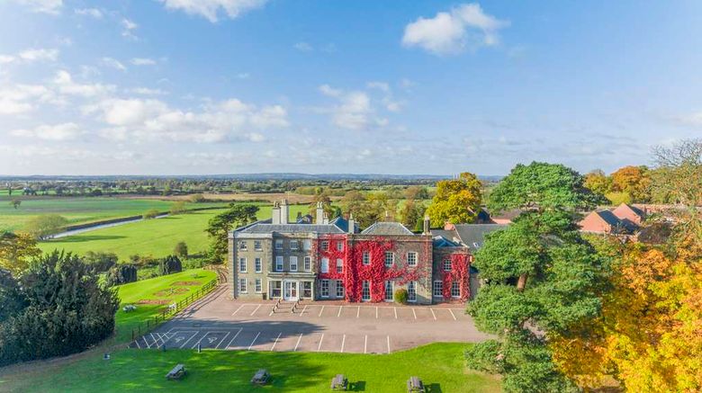 Wychnor Park Country Club Exterior. Images powered by <a href="https://iceportal.shijigroup.com" target="_blank" rel="noopener">Ice Portal</a>.