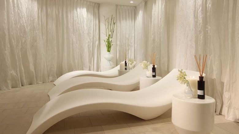 <b>Lindner Hotel Cologne City Plaza Spa</b>. Images powered by <a href="https://iceportal.shijigroup.com/" title="IcePortal" target="_blank">IcePortal</a>.