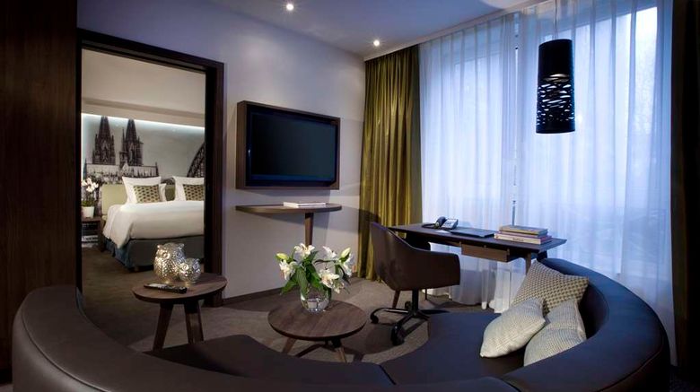 <b>Lindner Hotel Cologne City Plaza Suite</b>. Images powered by <a href="https://iceportal.shijigroup.com/" title="IcePortal" target="_blank">IcePortal</a>.