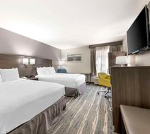 Best Western Heartland Inn Room