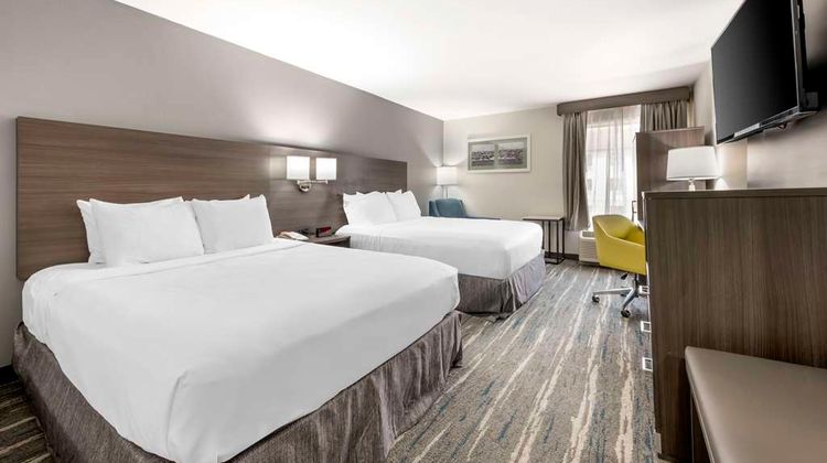 Best Western Heartland Inn Room