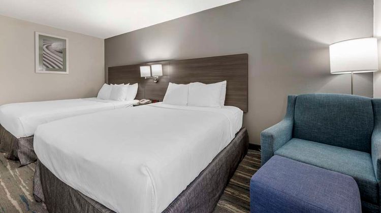 Best Western Heartland Inn Room