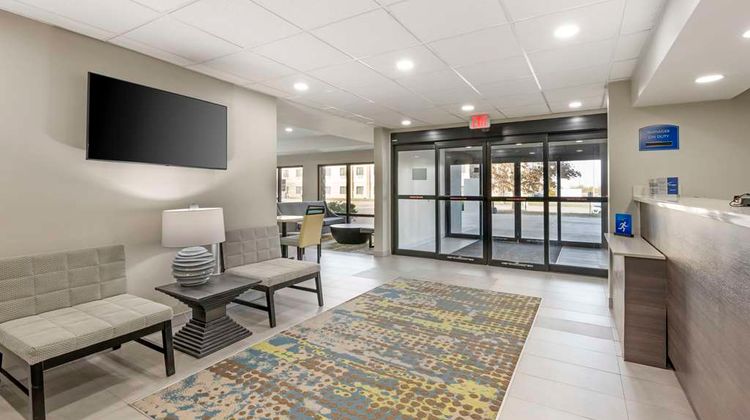Best Western Heartland Inn Lobby