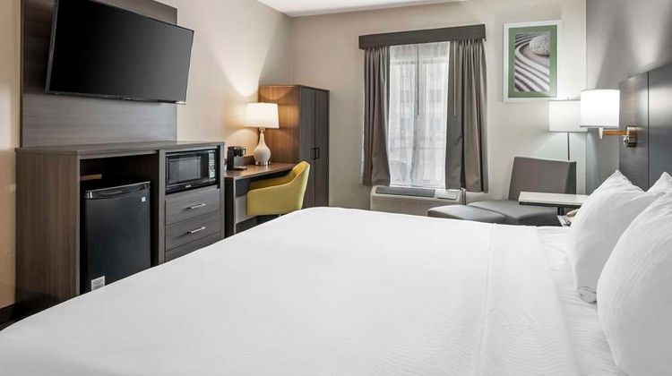 Best Western Heartland Inn Room