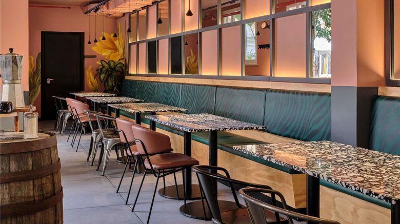 <b>JO&JOE Roma Restaurant</b>. Images powered by <a href="https://iceportal.shijigroup.com/" title="IcePortal" target="_blank">IcePortal</a>.