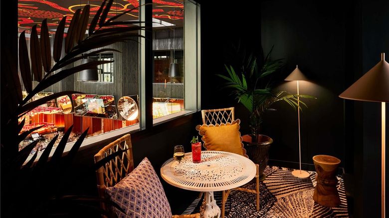 <b>Mama Shelter Dijon Room</b>. Images powered by <a href="https://iceportal.shijigroup.com/" title="IcePortal" target="_blank">IcePortal</a>.