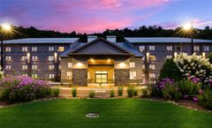 Graystone Lodge, Ascend Hotel Collection