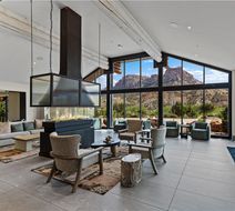 Hotel De Novo, Tapestry Collection Lobby