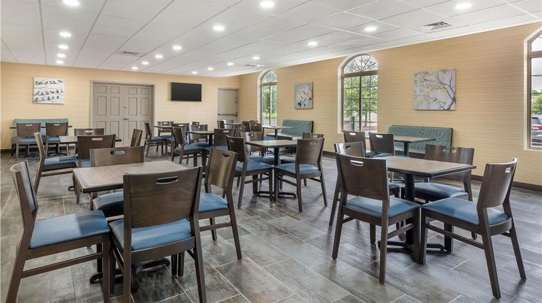 <b>Best Western Manchester Inn Restaurant</b>. Images powered by <a href="https://iceportal.shijigroup.com/" title="IcePortal" target="_blank">IcePortal</a>.