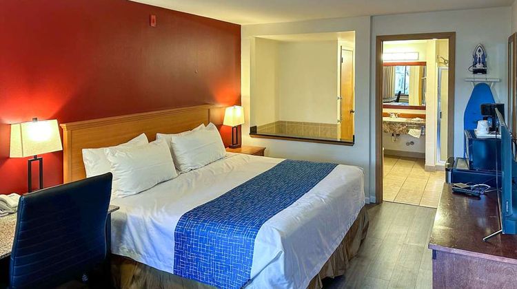 Econo Lodge Seattle North/Edmonds Suite