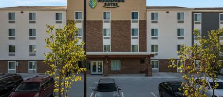 WoodSpring Sts Milwaukee-Menomonee Falls Exterior