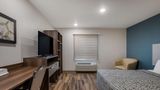 <b>WoodSpring Sts Milwaukee-Menomonee Falls Room</b>. Images powered by <a href="https://iceportal.shijigroup.com/" title="IcePortal" target="_blank">IcePortal</a>.