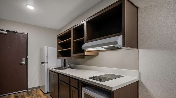 WoodSpring Sts Milwaukee-Menomonee Falls Room