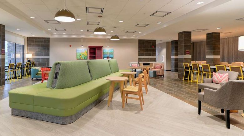 <b>Home2 Stes by Hilton Alcoa Knoxville Apt Lobby</b>. Images powered by <a href="https://iceportal.shijigroup.com/" title="IcePortal" target="_blank">IcePortal</a>.