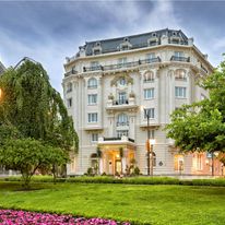Hotel Carlton
