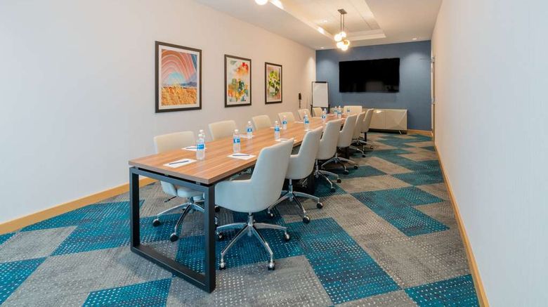 <b>Hyatt Place Sacramento Intl Airport Meeting</b>. Images powered by <a href="https://iceportal.shijigroup.com/" title="IcePortal" target="_blank">IcePortal</a>.