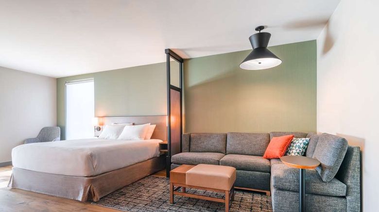 <b>Hyatt House Sacramento Airport/Natomas Room</b>. Images powered by <a href="https://iceportal.shijigroup.com/" title="IcePortal" target="_blank">IcePortal</a>.