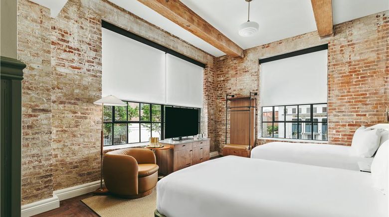 <b>Hotel Monroe Tapestry Room</b>. Images powered by <a href="https://iceportal.shijigroup.com/" title="IcePortal" target="_blank">IcePortal</a>.