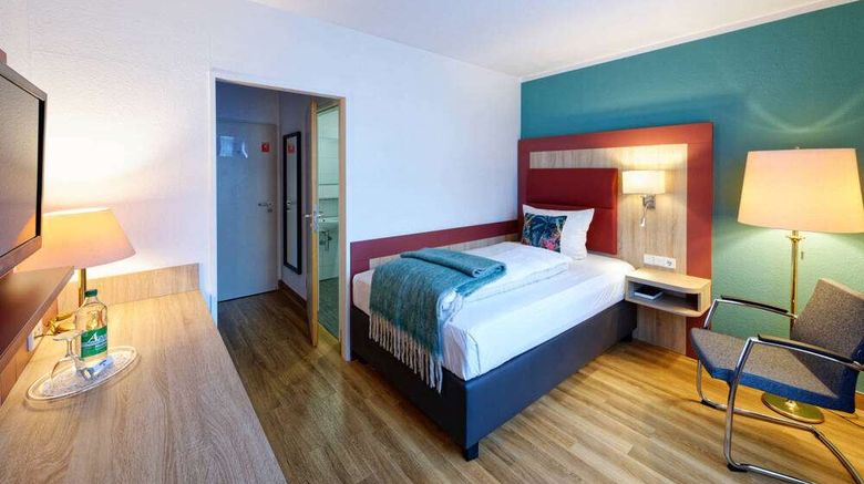 <b>Cascada Central Hotel Rheine Room</b>. Images powered by <a href="https://iceportal.shijigroup.com/" title="IcePortal" target="_blank">IcePortal</a>.