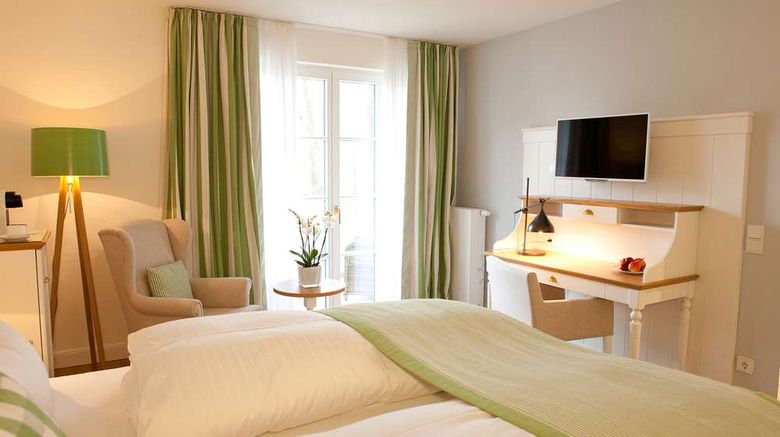 <b>Romantik Hotel Fuchsbau Room</b>. Images powered by <a href="https://iceportal.shijigroup.com/" title="IcePortal" target="_blank">IcePortal</a>.