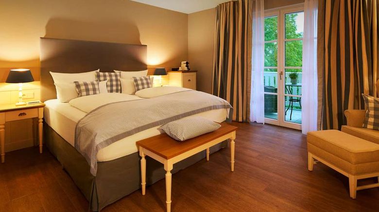 <b>Romantik Hotel Fuchsbau Room</b>. Images powered by <a href="https://iceportal.shijigroup.com/" title="IcePortal" target="_blank">IcePortal</a>.