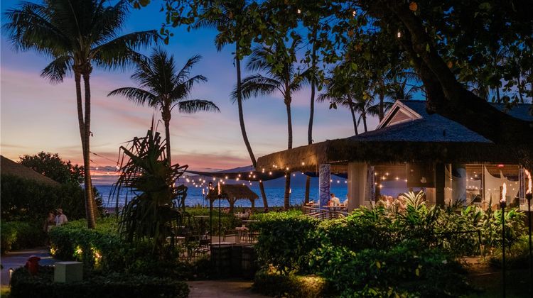 Outrigger Kaanapali Beach Resort Restaurant
