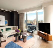 Raffles Boston Back Bay Hotel Room