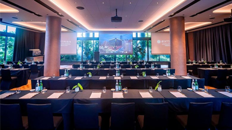 <b>Pullman Singapore Hill Street Meeting</b>. Images powered by <a href="https://iceportal.shijigroup.com/" title="IcePortal" target="_blank">IcePortal</a>.
