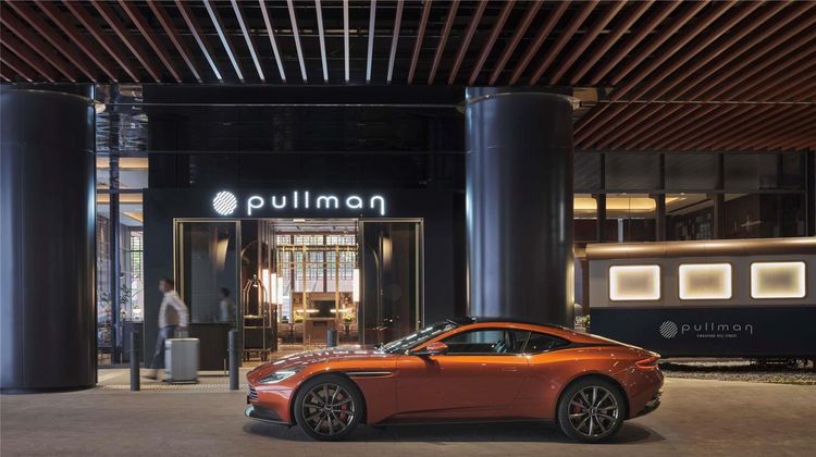 Pullman Singapore Hill Street Exterior