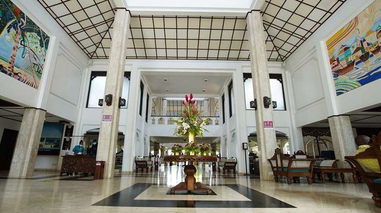 Sarova Whitesands Beach Resort & Spa Lobby