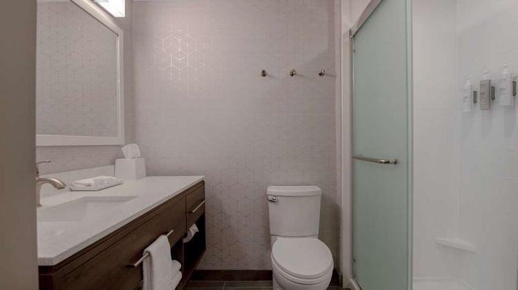 Home2 Stes by Hilton Savannah I95 North Room