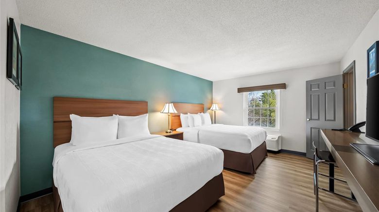 <b>MainStay Suites Suite</b>. Images powered by <a href="https://iceportal.shijigroup.com/" title="IcePortal" target="_blank">IcePortal</a>.