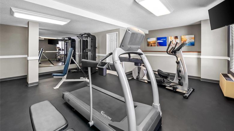 <b>MainStay Suites Health</b>. Images powered by <a href="https://iceportal.shijigroup.com/" title="IcePortal" target="_blank">IcePortal</a>.