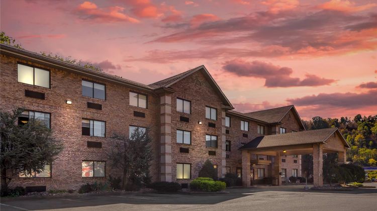 Comfort Inn Huntington Exterior