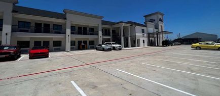 Baymont by Wyndham Freeport Exterior