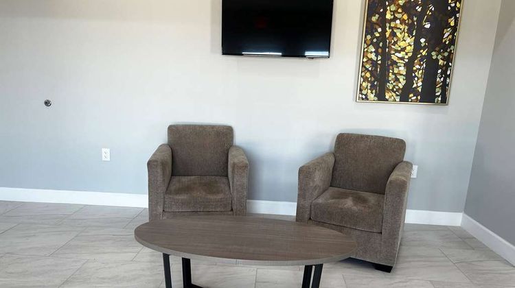 Baymont by Wyndham Freeport Lobby
