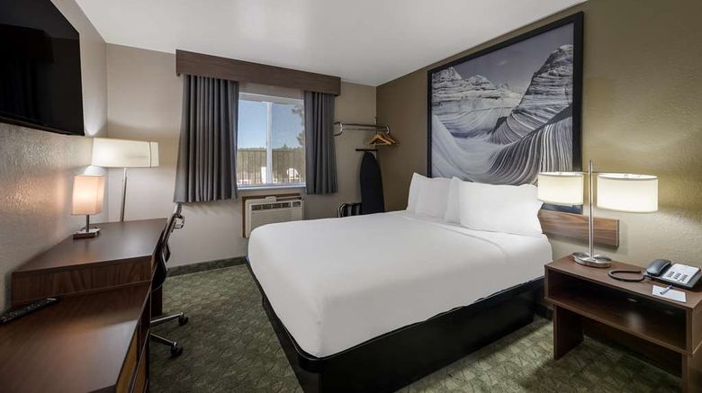 <b>SureStay by Best Western Williams Grand Room</b>. Images powered by <a href="https://iceportal.shijigroup.com/" title="IcePortal" target="_blank">IcePortal</a>.