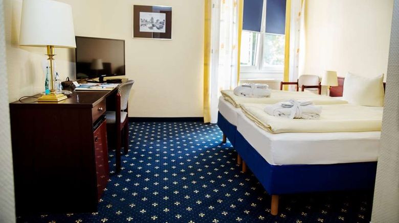 <b>Parkhotel Papenburg Room</b>. Images powered by <a href="https://iceportal.shijigroup.com/" title="IcePortal" target="_blank">IcePortal</a>.