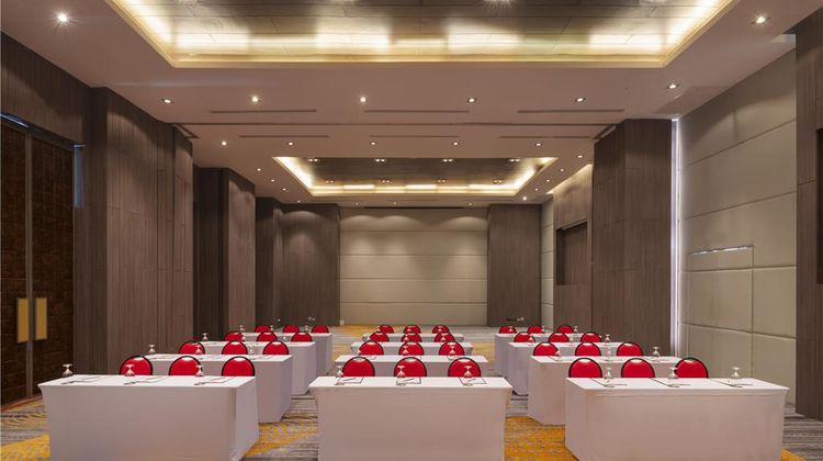 Radisson RED Phuket Patong Beach Meeting