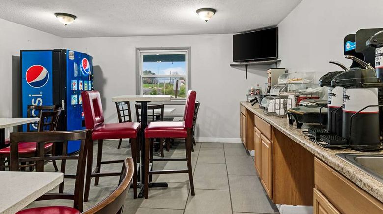 <b>Americas Best Value Inn Carlisle Restaurant</b>. Images powered by <a href="https://iceportal.shijigroup.com/" title="IcePortal" target="_blank">IcePortal</a>.