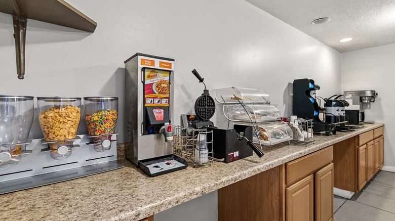 <b>Americas Best Value Inn Carlisle Restaurant</b>. Images powered by <a href="https://iceportal.shijigroup.com/" title="IcePortal" target="_blank">IcePortal</a>.